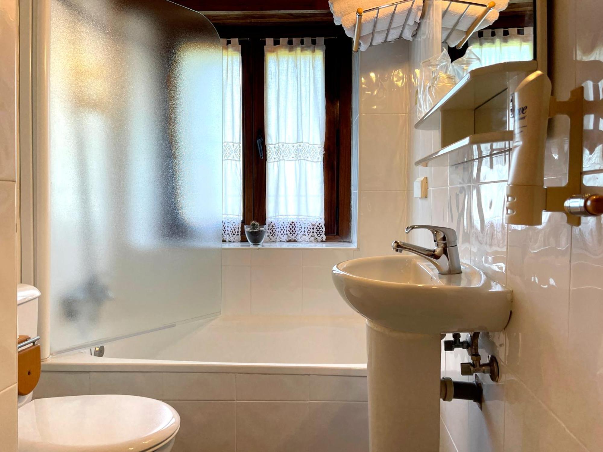 Hotel Peruskenea Jaunsaras Zewnętrze zdjęcie