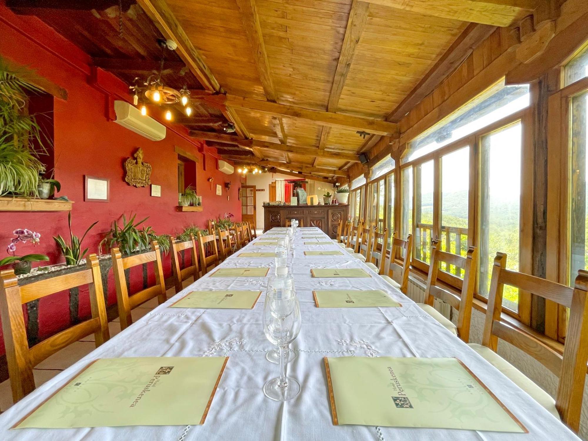 Hotel Peruskenea Jaunsaras Zewnętrze zdjęcie