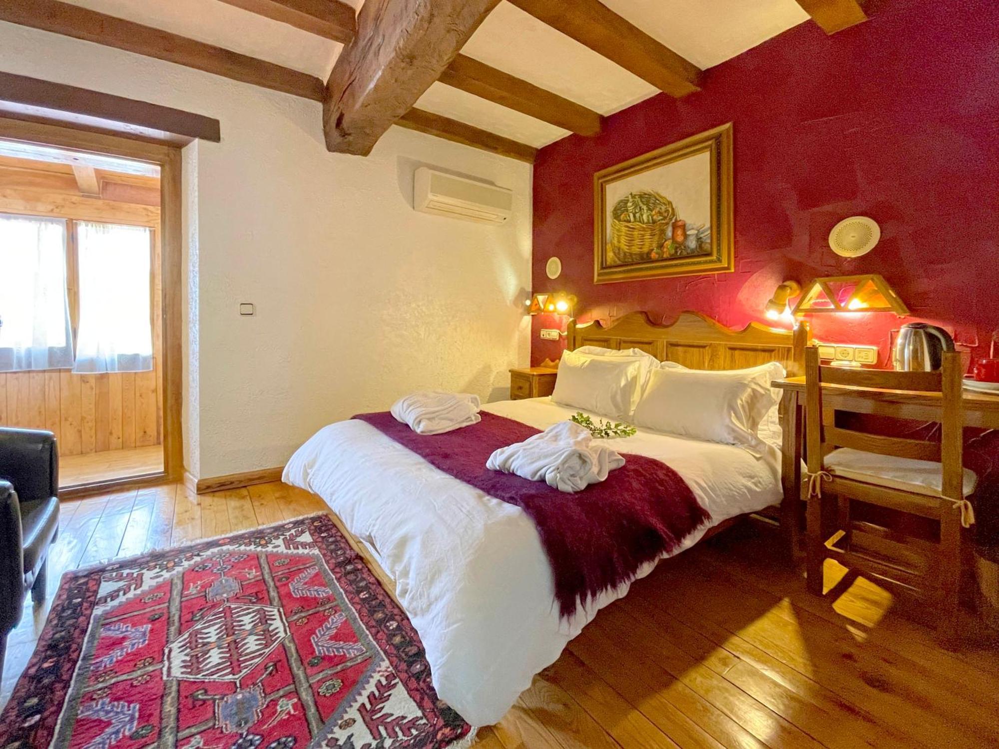 Hotel Peruskenea Jaunsaras Zewnętrze zdjęcie