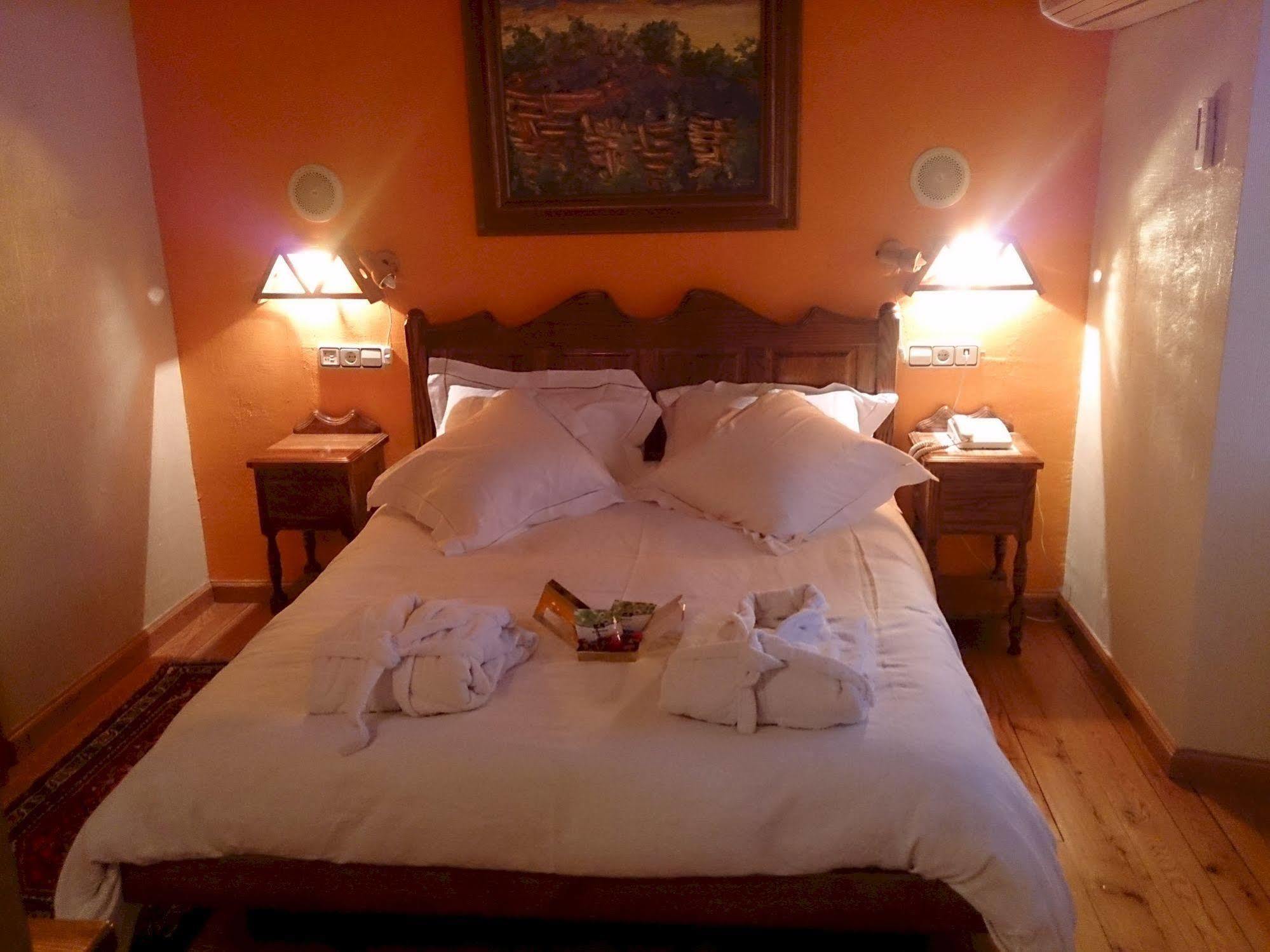 Hotel Peruskenea Jaunsaras Zewnętrze zdjęcie
